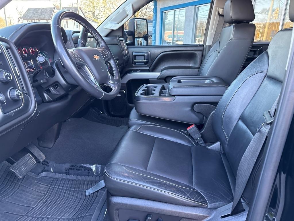 Chevrolet Silverado 2500HD LTZ Crew Cab 4WD 2019