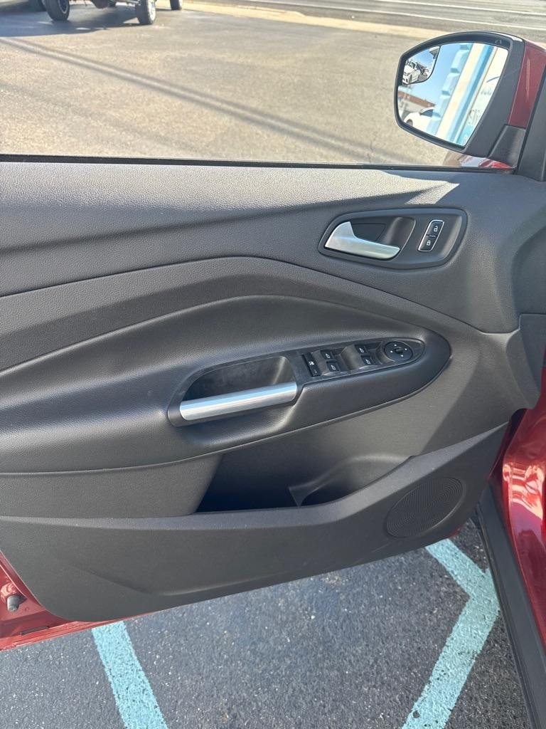 Ford Escape FWD 4dr SE 2015