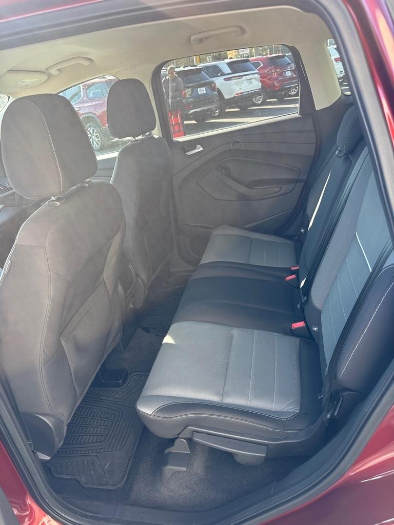 Ford Escape FWD 4dr SE 2015