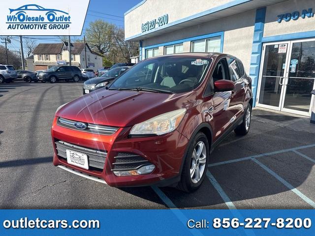 MAR 2015 Ford Escape SE FWD SUV / Crossover Front-Wheel Drive Automatic