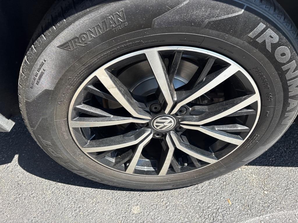 Volkswagen Tiguan 2.0T SE 4MOTION 2021
