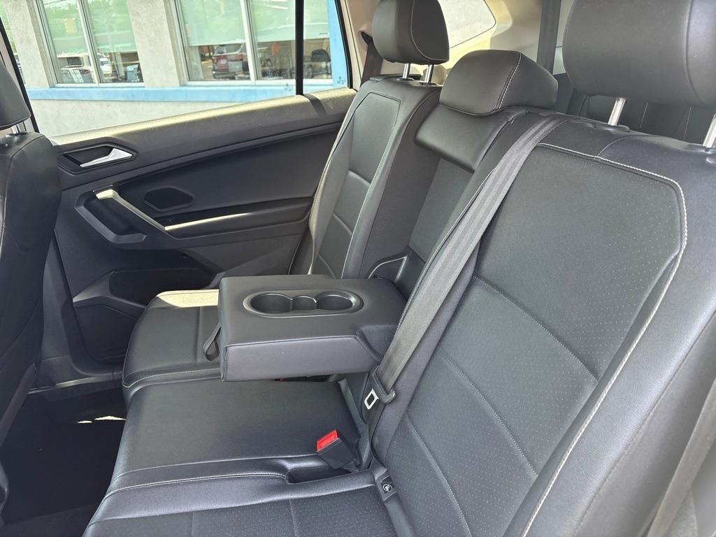 Volkswagen Tiguan 2.0T SE FWD 2021