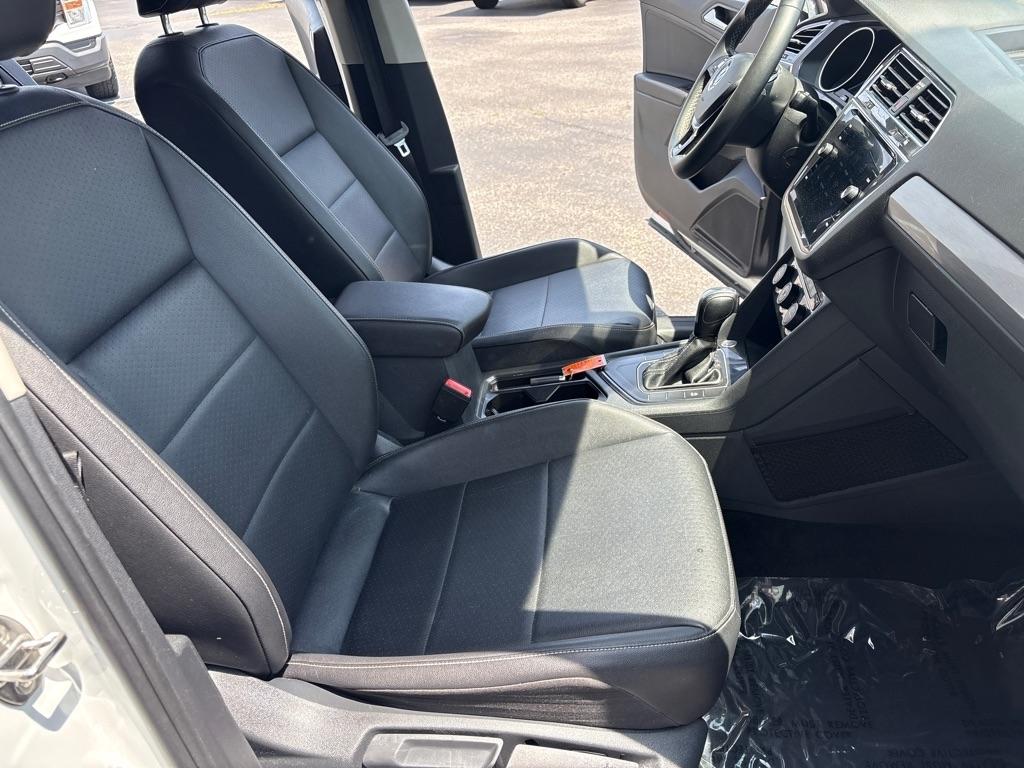 Volkswagen Tiguan 2.0T SE FWD 2021