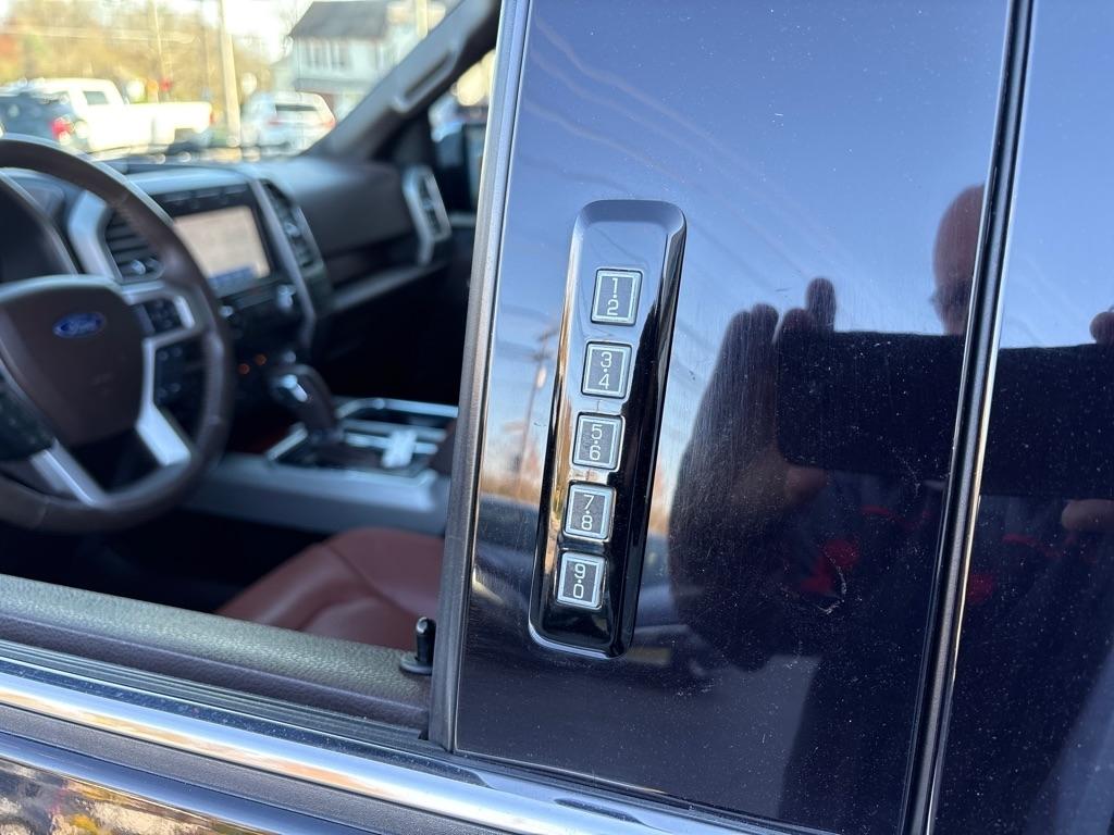 Ford F-150 4WD SuperCrew 145" XLT 2020