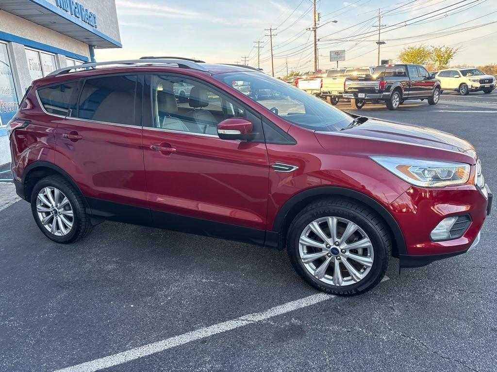 Ford Escape  2017