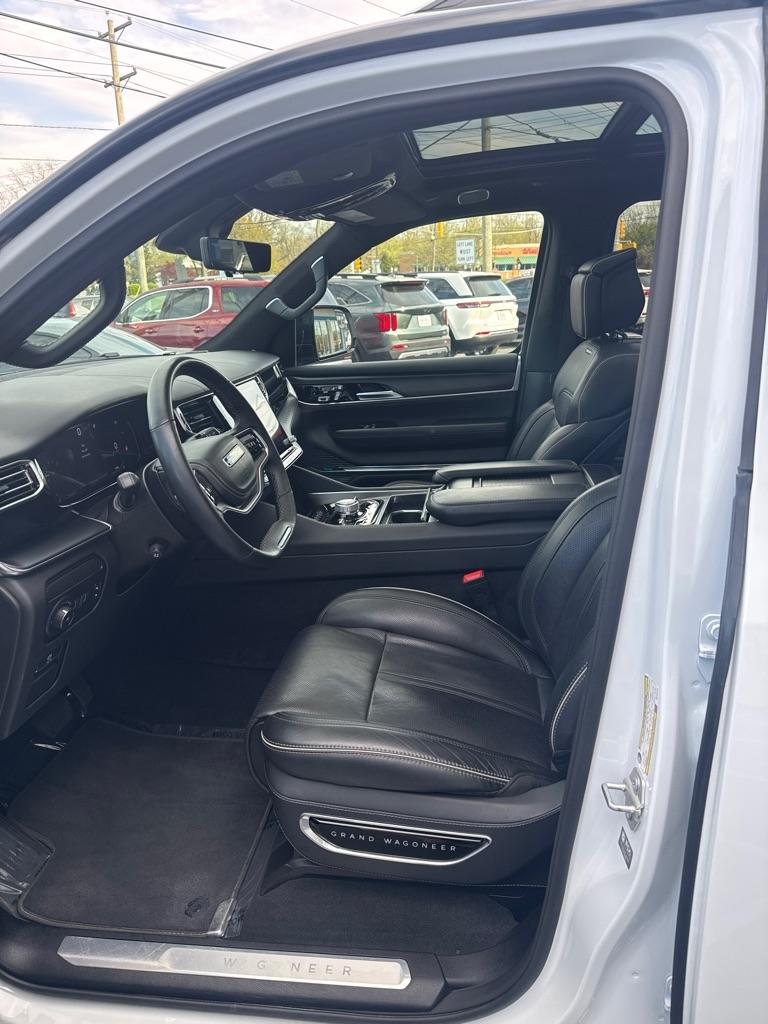 Jeep Grand Wagoneer Series II 4x4 2024