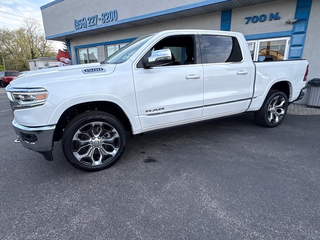 RAM 1500 Limited 4x4 Crew Cab 5'7" Box 2023