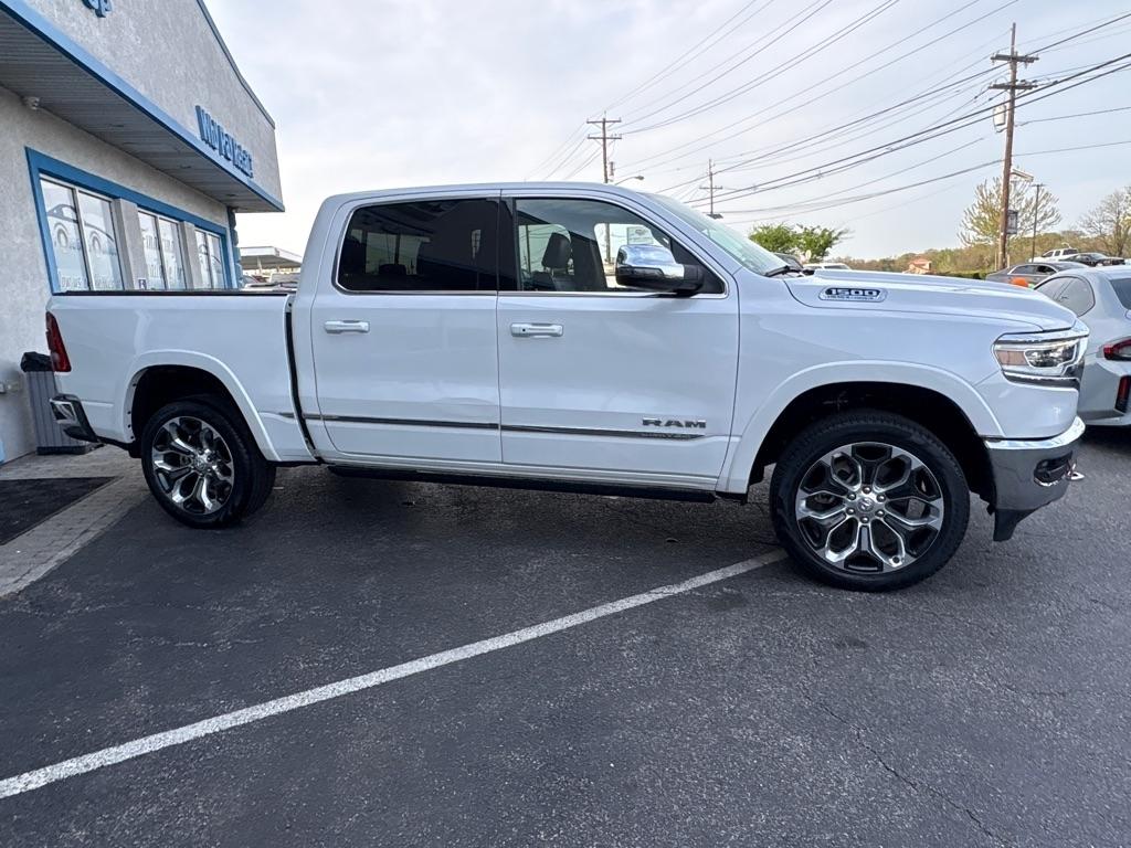 RAM 1500 Limited 4x4 Crew Cab 5'7" Box 2023