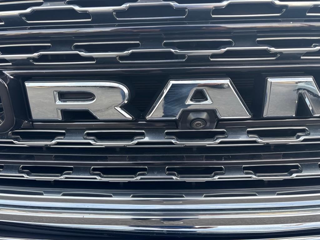 RAM 1500 Limited 4x4 Crew Cab 5'7" Box 2023