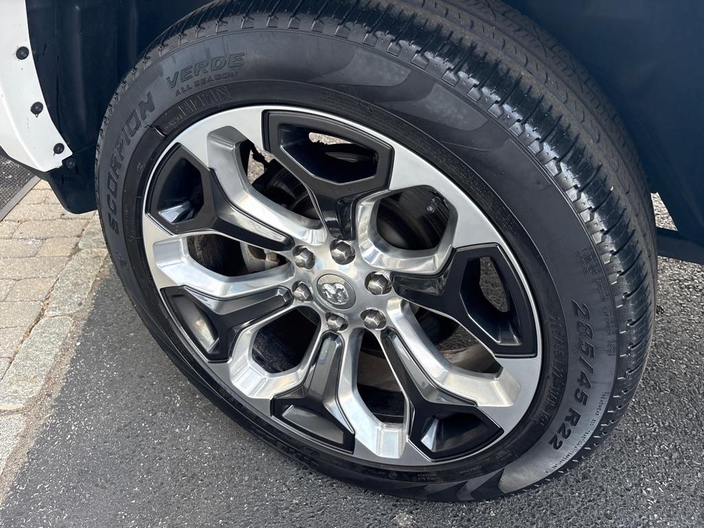 RAM 1500 Limited 4x4 Crew Cab 5'7" Box 2023