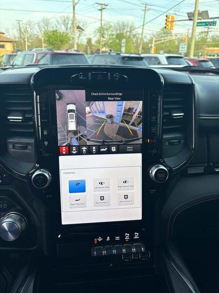 RAM 1500 Limited 4x4 Crew Cab 5'7" Box 2023