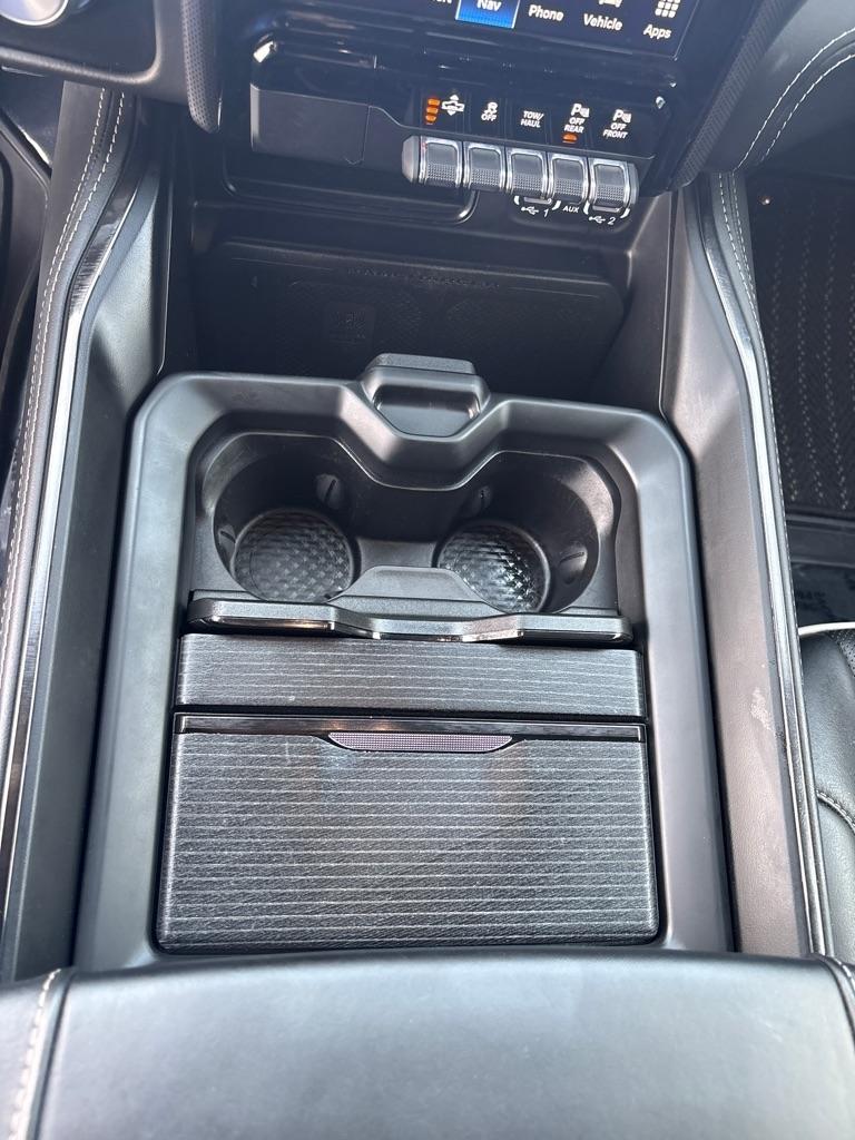 RAM 1500 Limited 4x4 Crew Cab 5'7" Box 2023