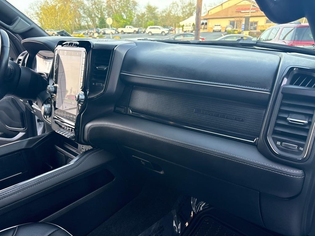 RAM 1500 Limited 4x4 Crew Cab 5'7" Box 2023