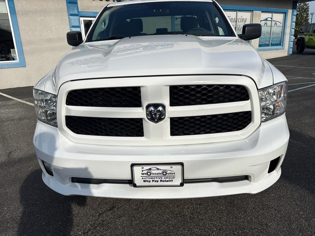 RAM 1500 Classic Express 4x4 Quad Cab 6'4" Box 2019