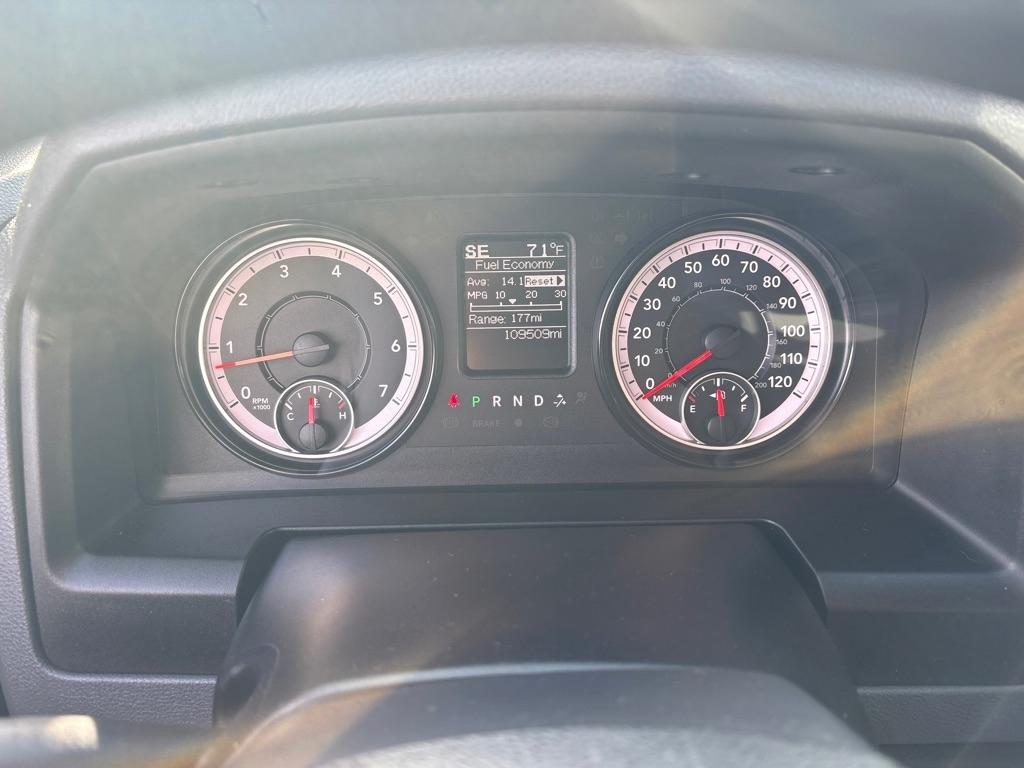 RAM 1500 Classic Express 4x4 Quad Cab 6'4" Box 2019