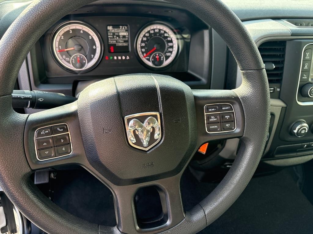 RAM 1500 Classic Express 4x4 Quad Cab 6'4" Box 2019