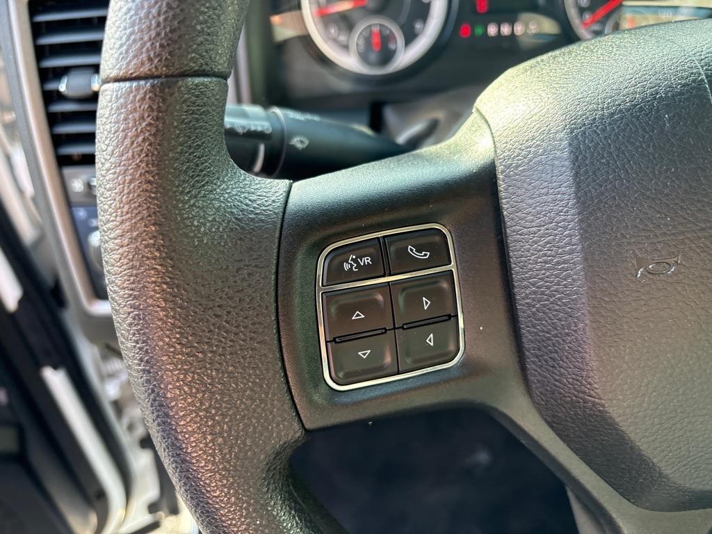 RAM 1500 Classic Express 4x4 Quad Cab 6'4" Box 2019