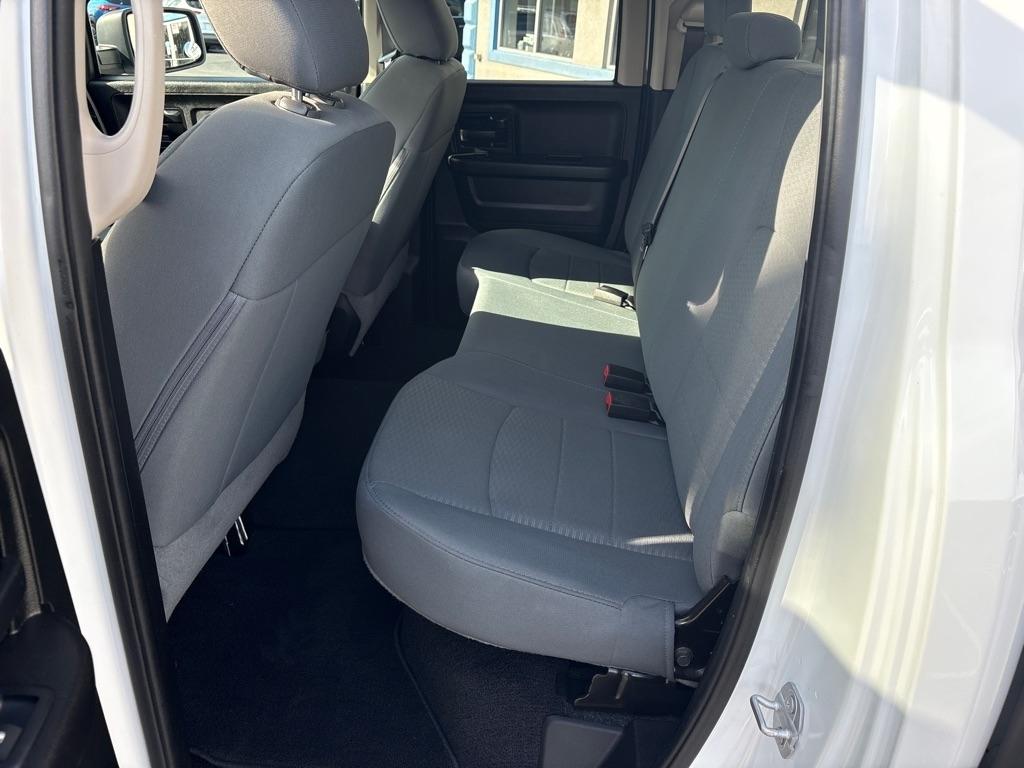 RAM 1500 Classic Express 4x4 Quad Cab 6'4" Box 2019