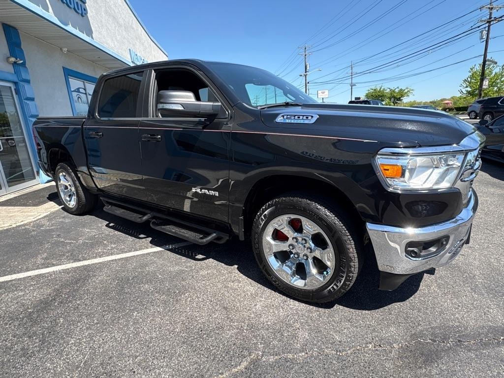 RAM 1500 Big Horn 4x4 Crew Cab 5'7" Box 2022