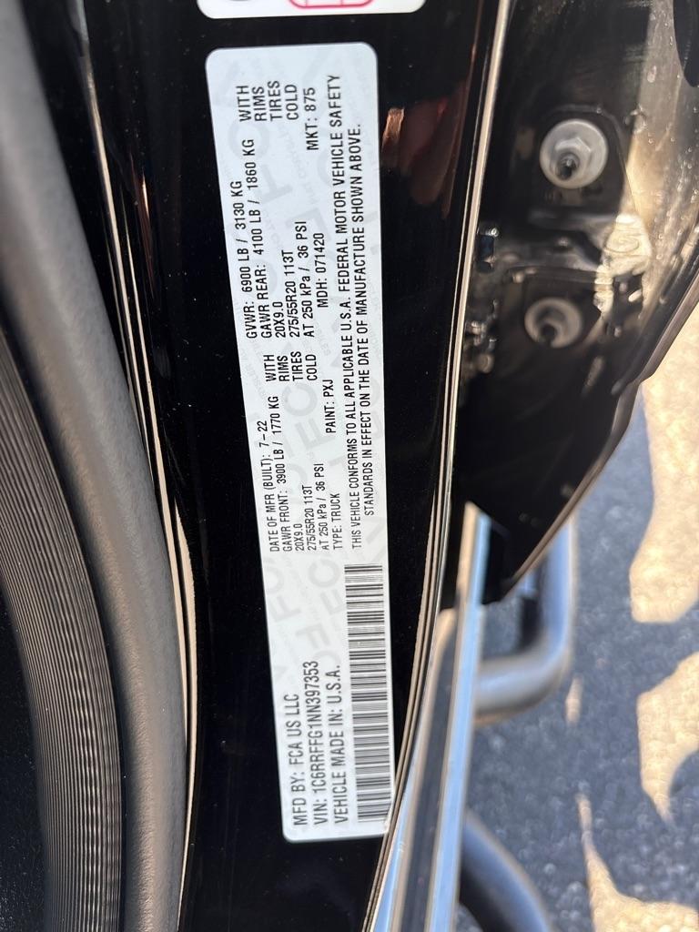 RAM 1500 Big Horn 4x4 Crew Cab 5'7" Box 2022