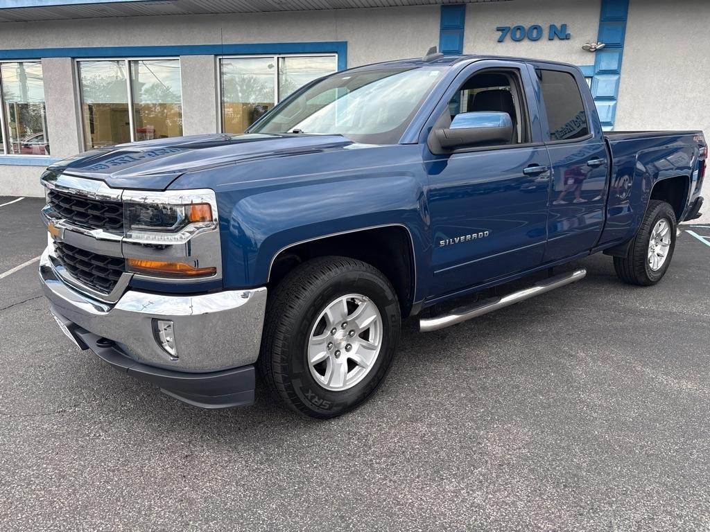 Chevrolet Silverado 1500 4WD Double Cab 143.5" LT w/1LT 2017