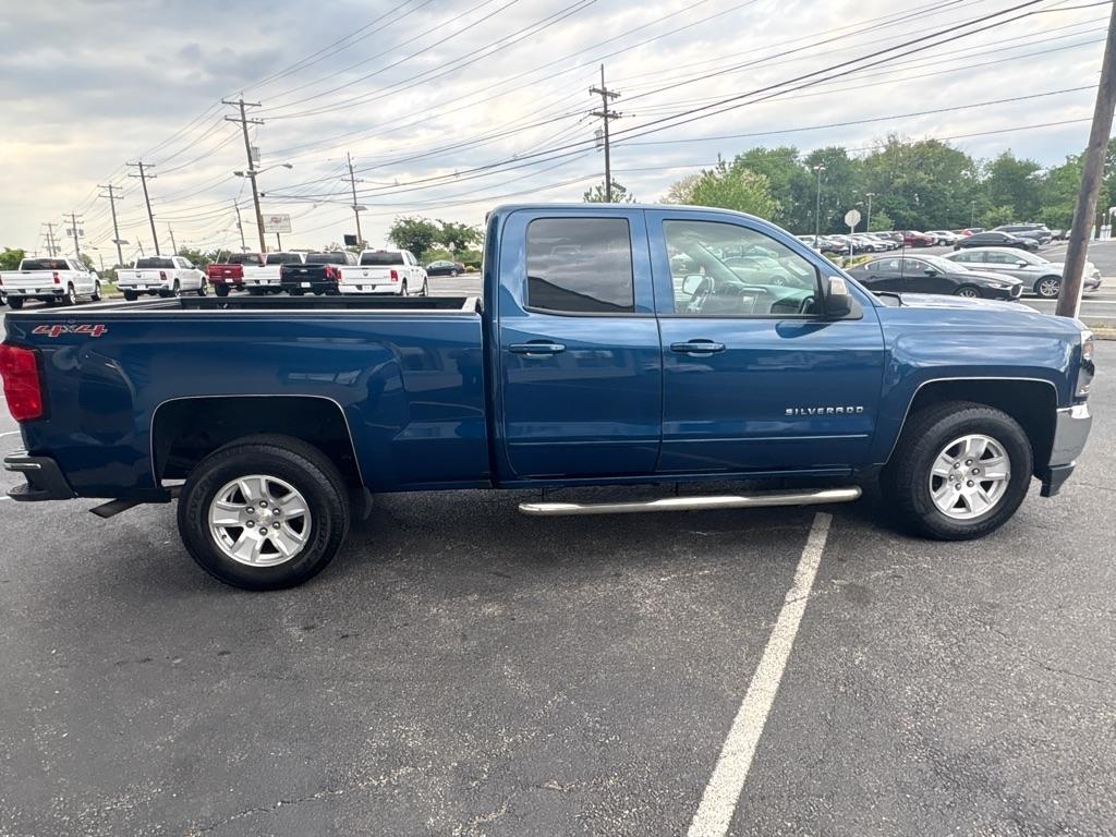 Chevrolet Silverado 1500 4WD Double Cab 143.5" LT w/1LT 2017