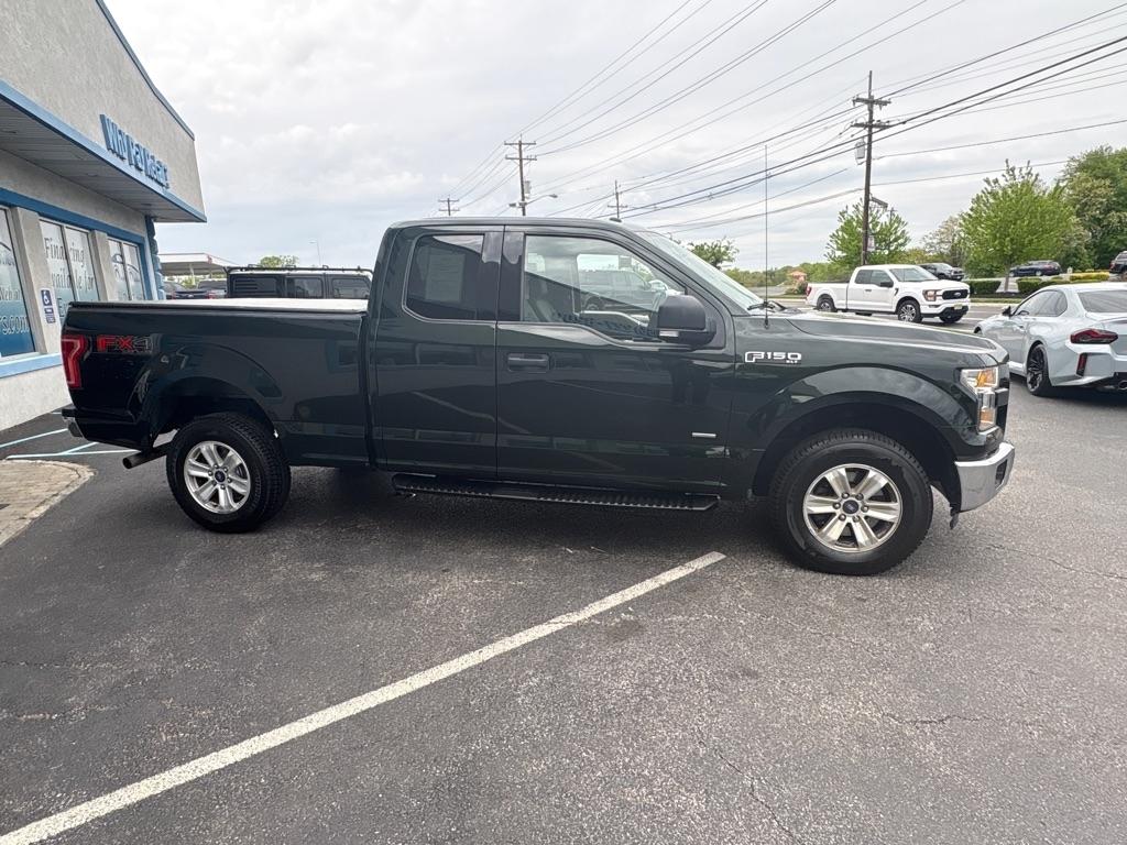 Ford F-150 4WD SuperCab 145" XLT 2016