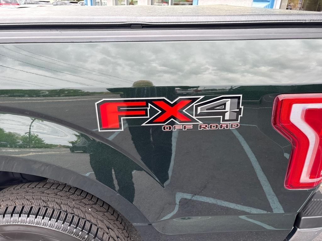 Ford F-150 4WD SuperCab 145" XLT 2016