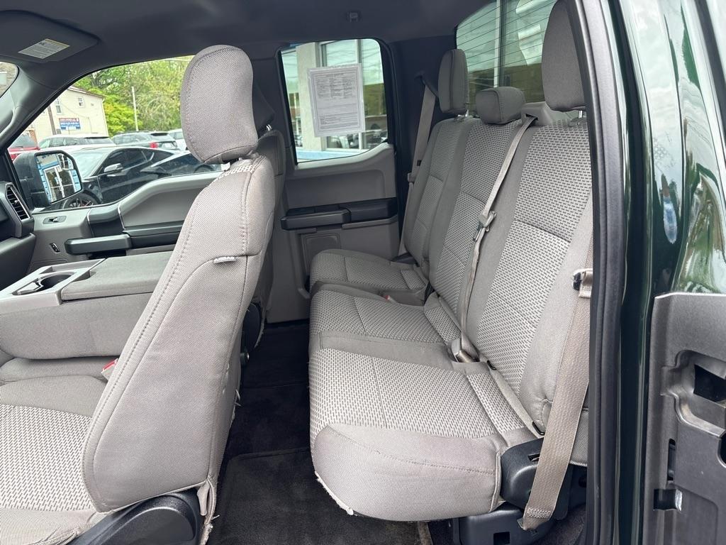 Ford F-150 4WD SuperCab 145" XLT 2016