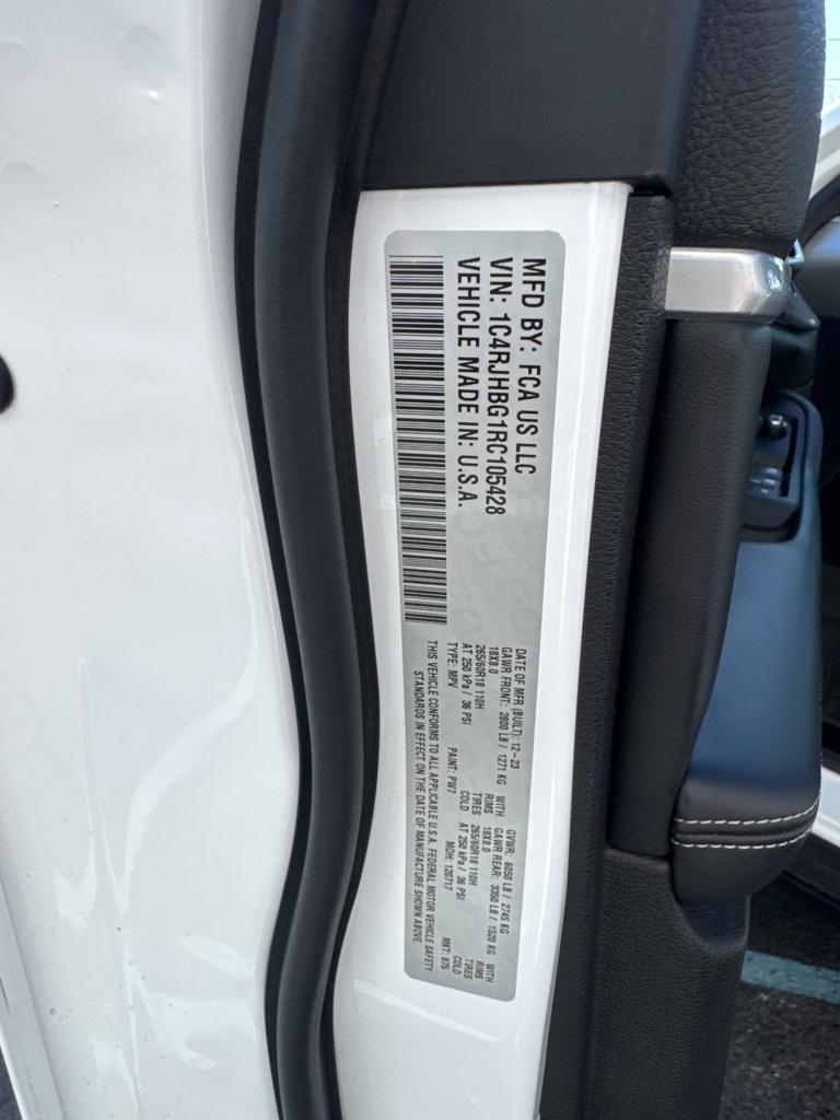 Jeep Grand Cherokee Limited 4x4 2024