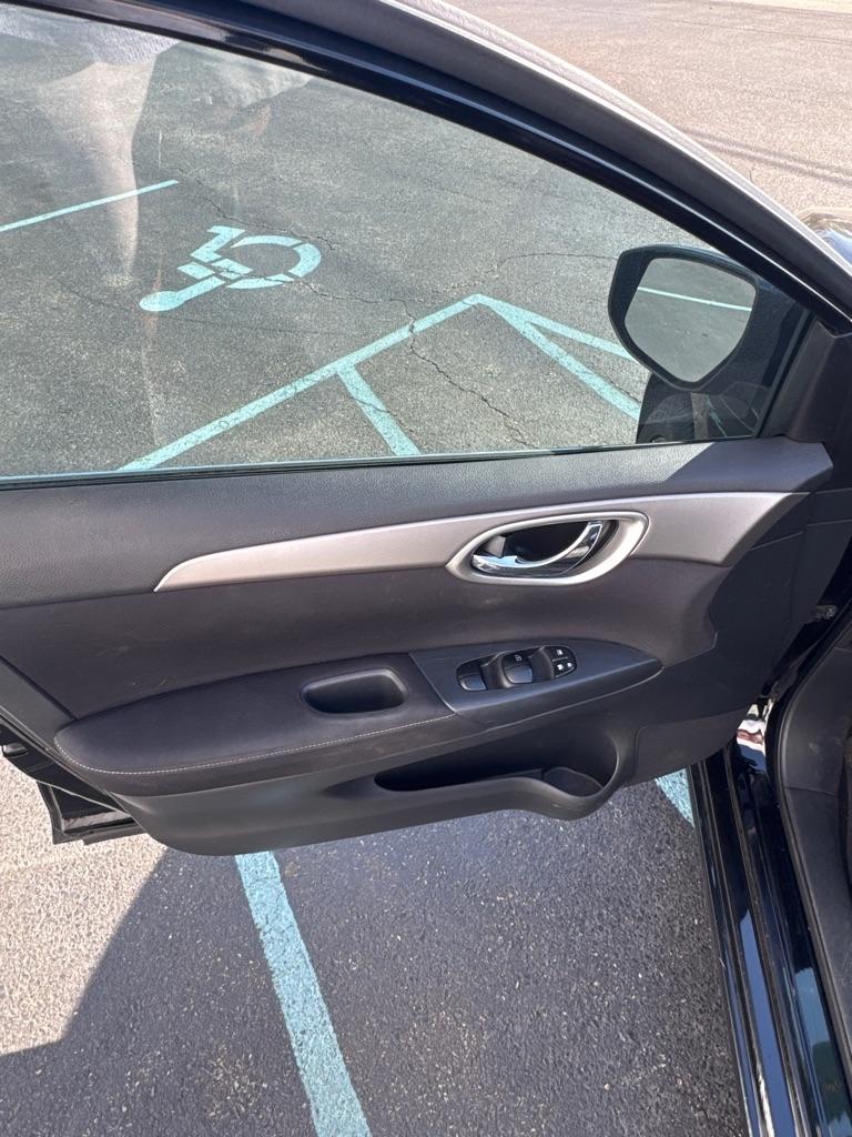 Nissan Sentra 4dr Sdn I4 CVT SV 2014