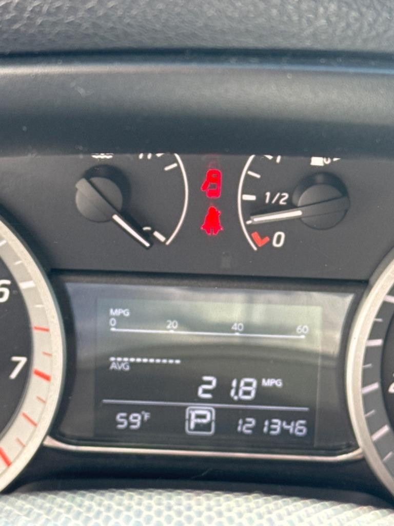 Nissan Sentra 4dr Sdn I4 CVT SV 2014