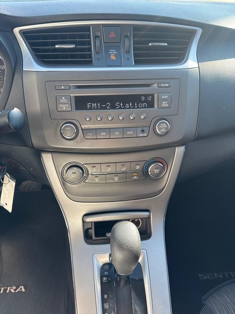 Nissan Sentra 4dr Sdn I4 CVT SV 2014