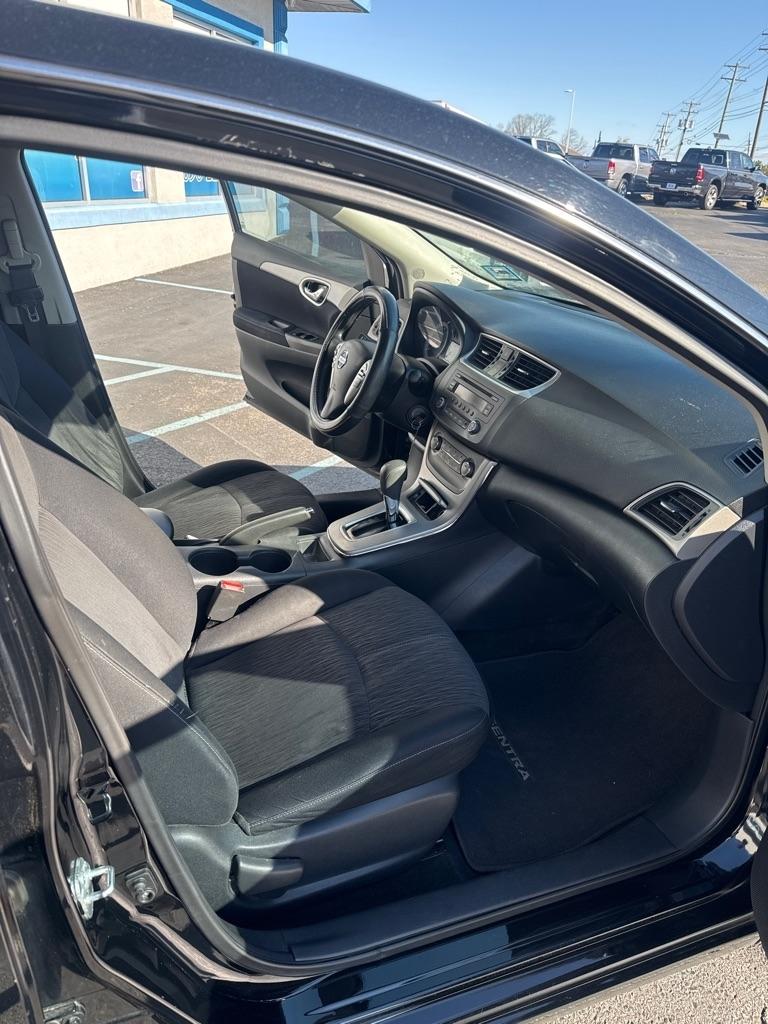 Nissan Sentra 4dr Sdn I4 CVT SV 2014