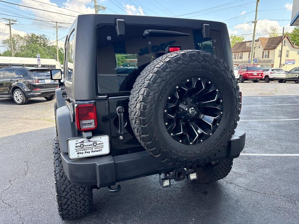 Jeep Wrangler Unlimited 4WD 4dr Sport 2016