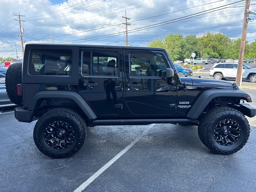 Jeep Wrangler Unlimited 4WD 4dr Sport 2016