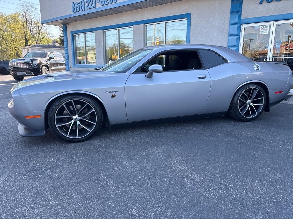 Dodge Challenger R/T Scat Pack Coupe 2017