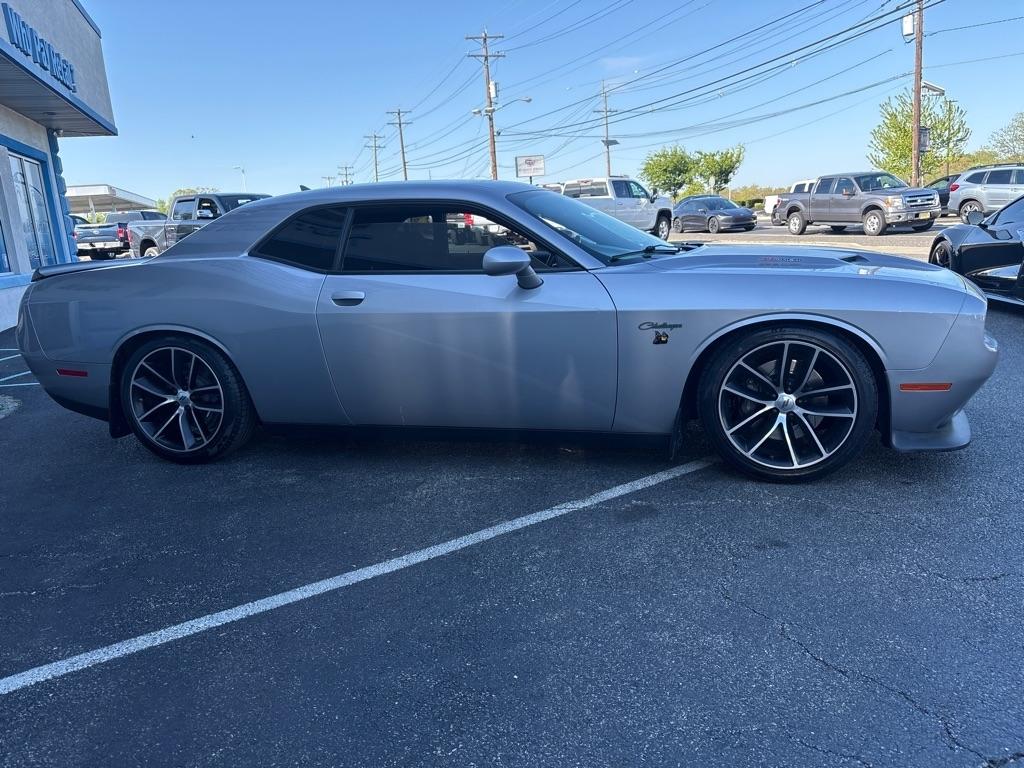 Dodge Challenger R/T Scat Pack Coupe 2017