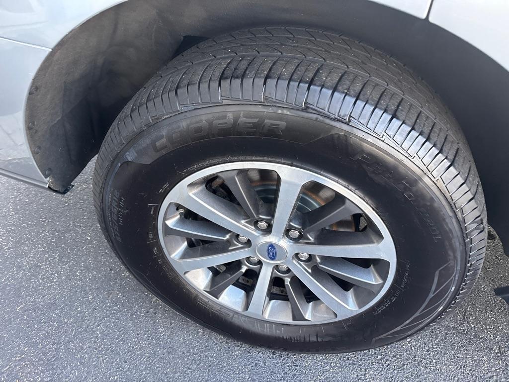 Ford Expedition XLT 4x4 2020