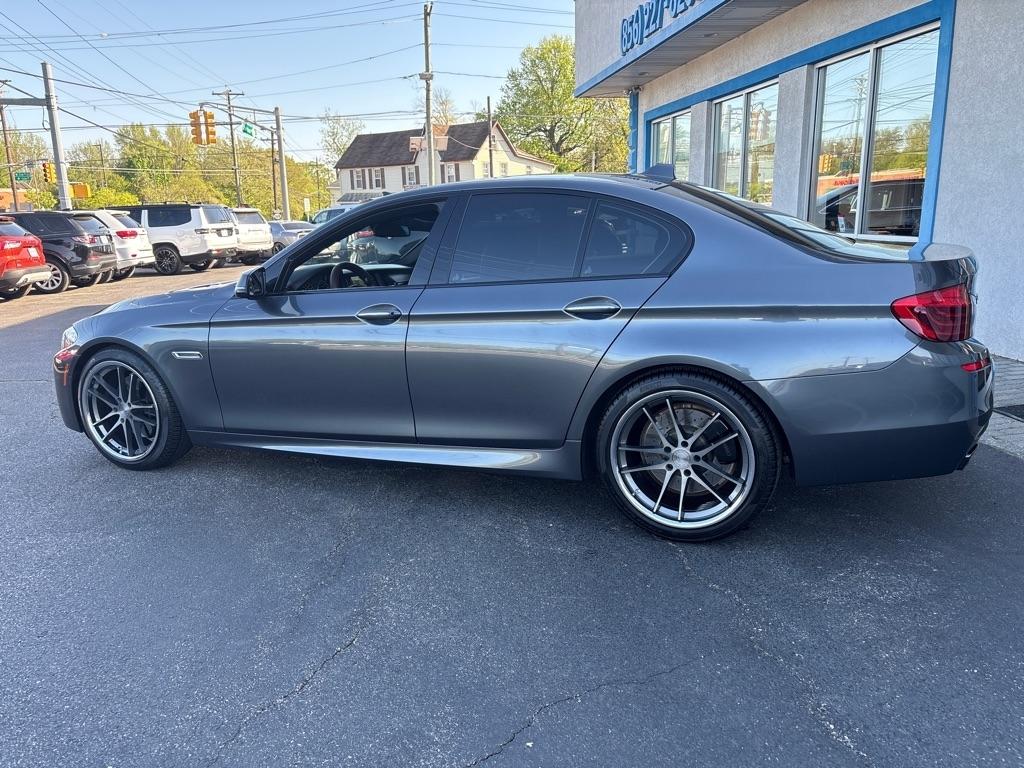 BMW 5 Series 4dr Sdn 550i xDrive AWD 2016