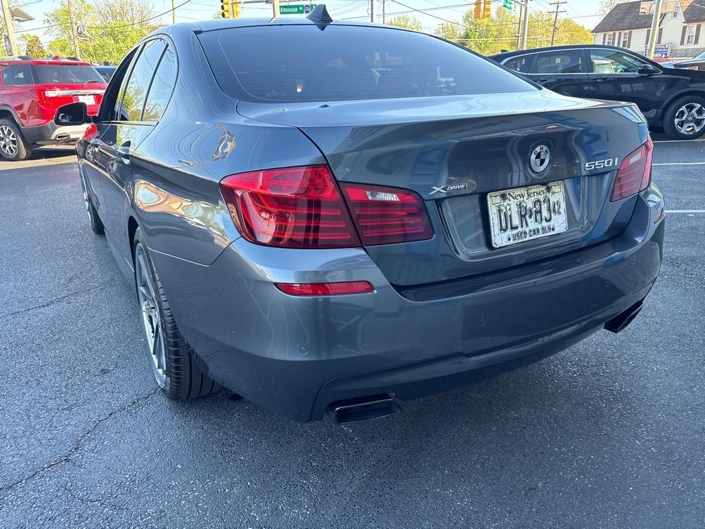 BMW 5 Series 4dr Sdn 550i xDrive AWD 2016