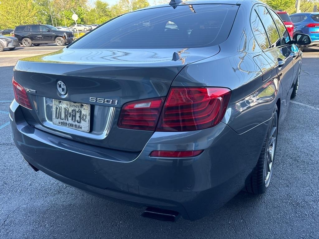 BMW 5 Series 4dr Sdn 550i xDrive AWD 2016