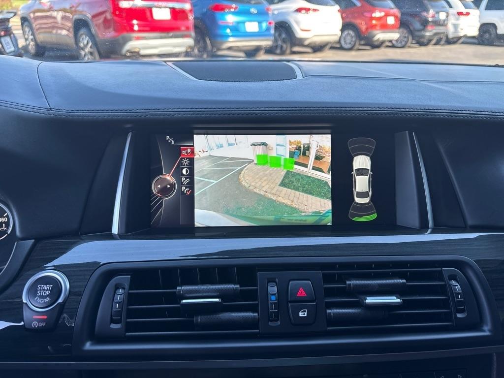 BMW 5 Series 4dr Sdn 550i xDrive AWD 2016