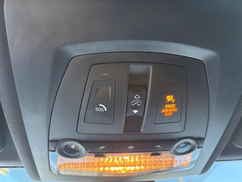 BMW 5 Series 4dr Sdn 550i xDrive AWD 2016