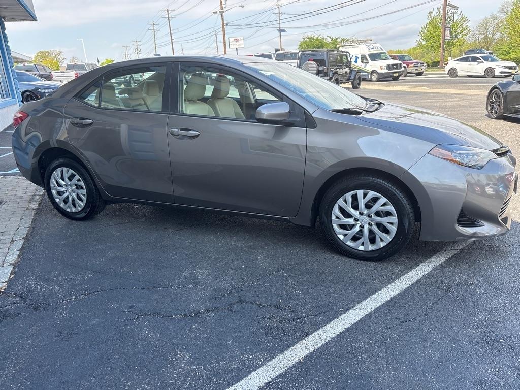 Toyota Corolla 50th Anniversary Special Edition CVT (Natl) 2017