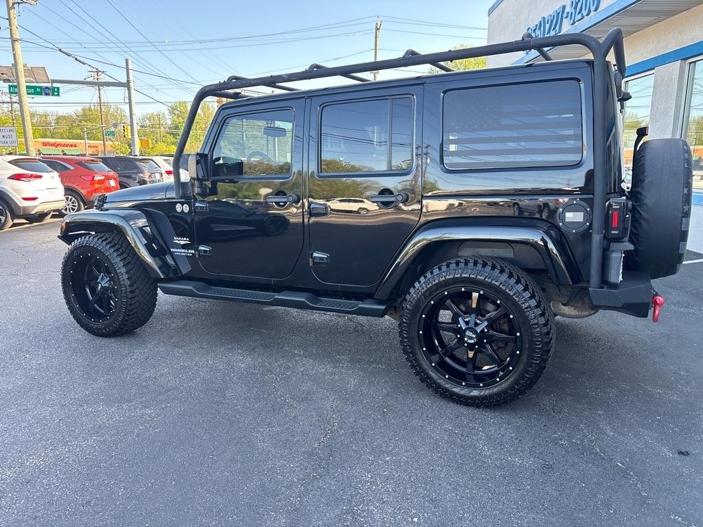 Jeep Wrangler Unlimited 4WD 4dr Sahara 2014