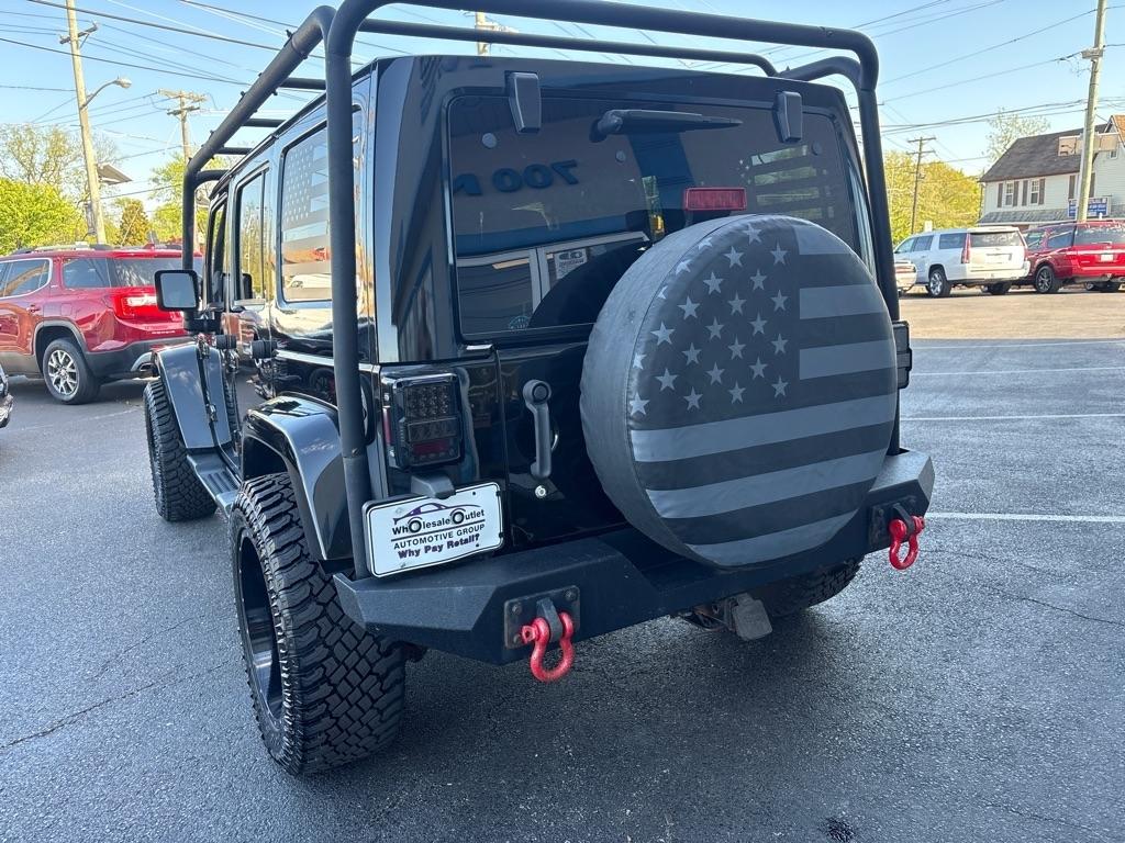 Jeep Wrangler Unlimited 4WD 4dr Sahara 2014