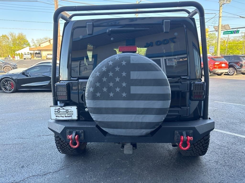 Jeep Wrangler Unlimited 4WD 4dr Sahara 2014