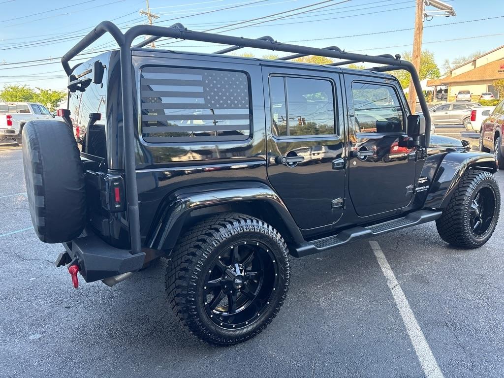 Jeep Wrangler Unlimited 4WD 4dr Sahara 2014