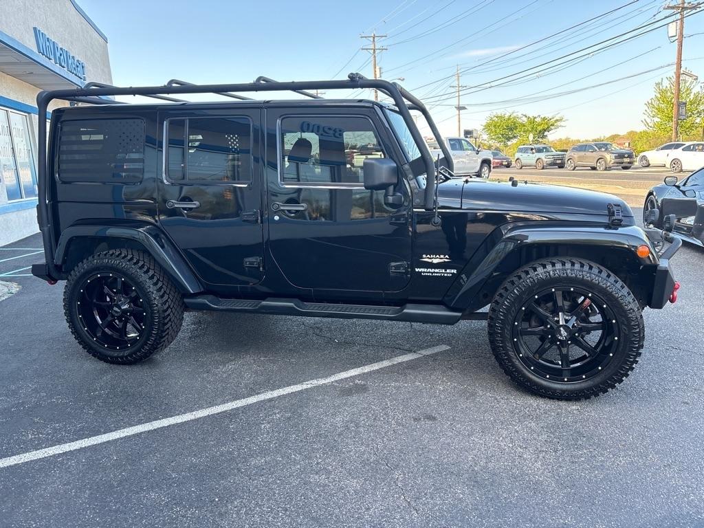 Jeep Wrangler Unlimited 4WD 4dr Sahara 2014